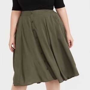 Torrid Olive Green Button-Front Women's Utility Skirt Size 22